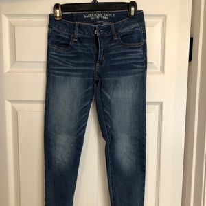 American Eagle dark wash jegging